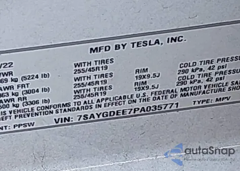 2023 Tesla Model Y Awd/Long Range Dual Motor All-Wheel Drive z USA, uszkodzony, nr VIN 7SAYGDEE7PA035771